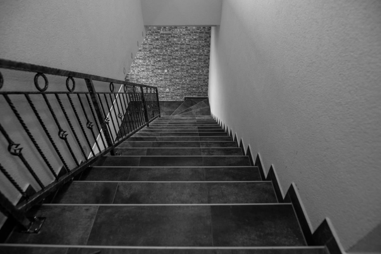 Apartments And Rooms Villa Majestic Bihać Eksteriør billede