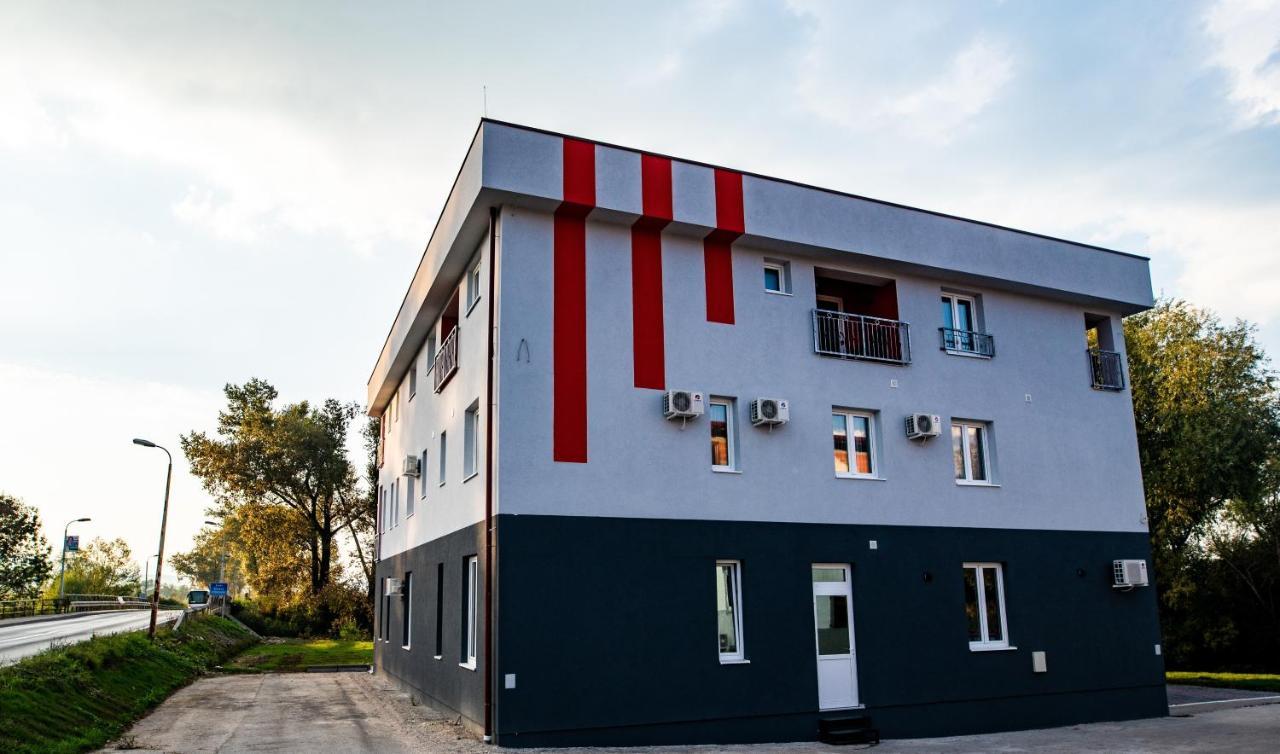 Apartments And Rooms Villa Majestic Bihać Eksteriør billede